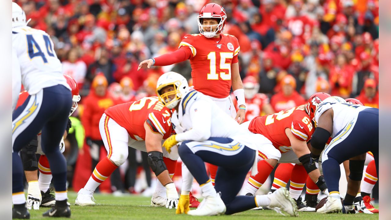 Game Recap: Chargers swept in AFC West, lose to Kansas City 31-21 - Bolts  From The Blue