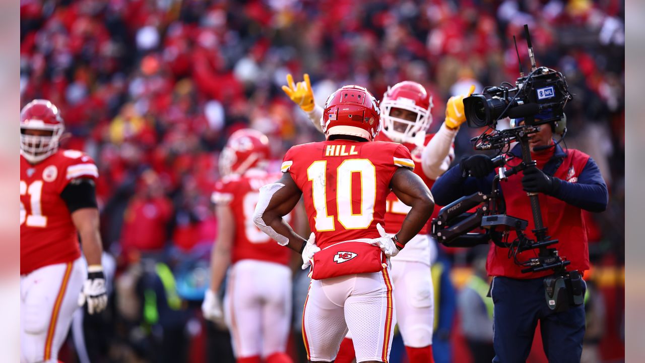 Kansas City Chiefs advance to first Super Bowl in 50 years, beating  Tennessee Titans 35-24 in AFC title game