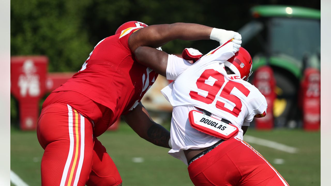 Kansas City Chiefs DT Tershawn Wharton returned to practice on Tuesday - A  to Z Sports