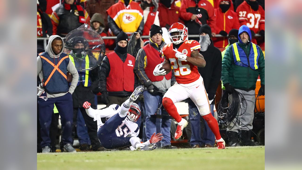 Patriots make 3rd straight Super Bowl, beat Chiefs 37-31 OT