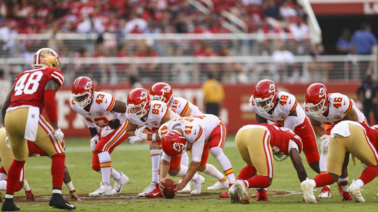 Touchdown in final minutes sends Chiefs over 49ers 19-16