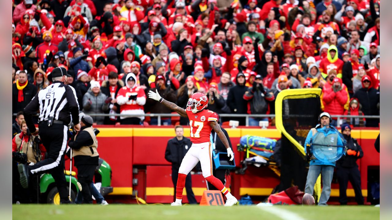 Regular Season Game 3 - Chiefs vs. Chargers (9-26-21) by Kansas