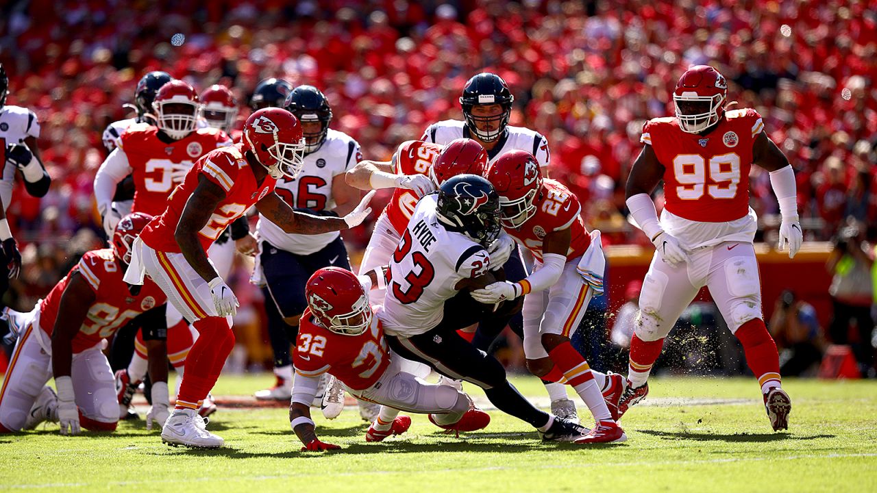 Chiefs Fall to Texans, 31-24, at Arrowhead