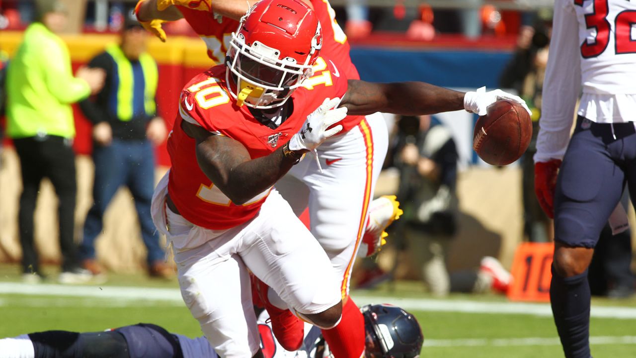 Chiefs Fall to Texans, 31-24, at Arrowhead