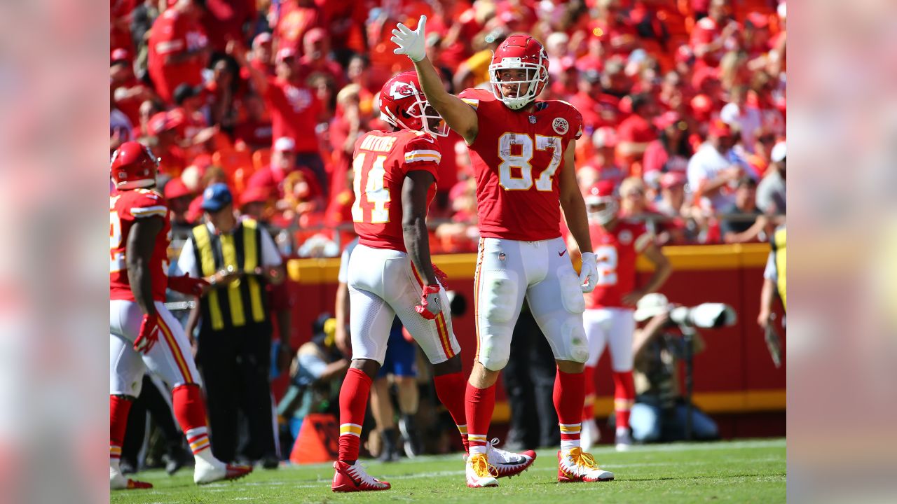 Chiefs beat 49ers 38-27 in record-setting game by Patrick Mahomes -  Arrowhead Pride