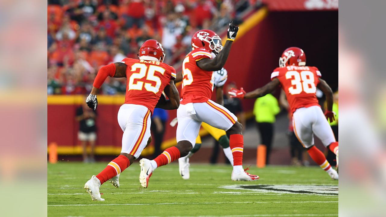 Patrick Mahomes, Anthony Sherman, Tyreek Hill, Dee Ford, Travis Kelce and  Eric Fisher selected for Pro Bowl : r/KansasCityChiefs