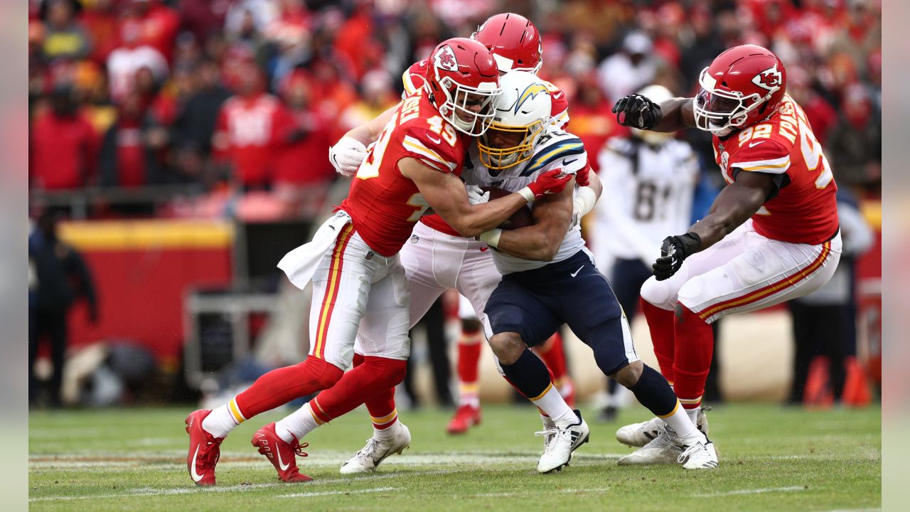 Chiefs Defeat Chargers, 31-21, in Regular-Season Finale