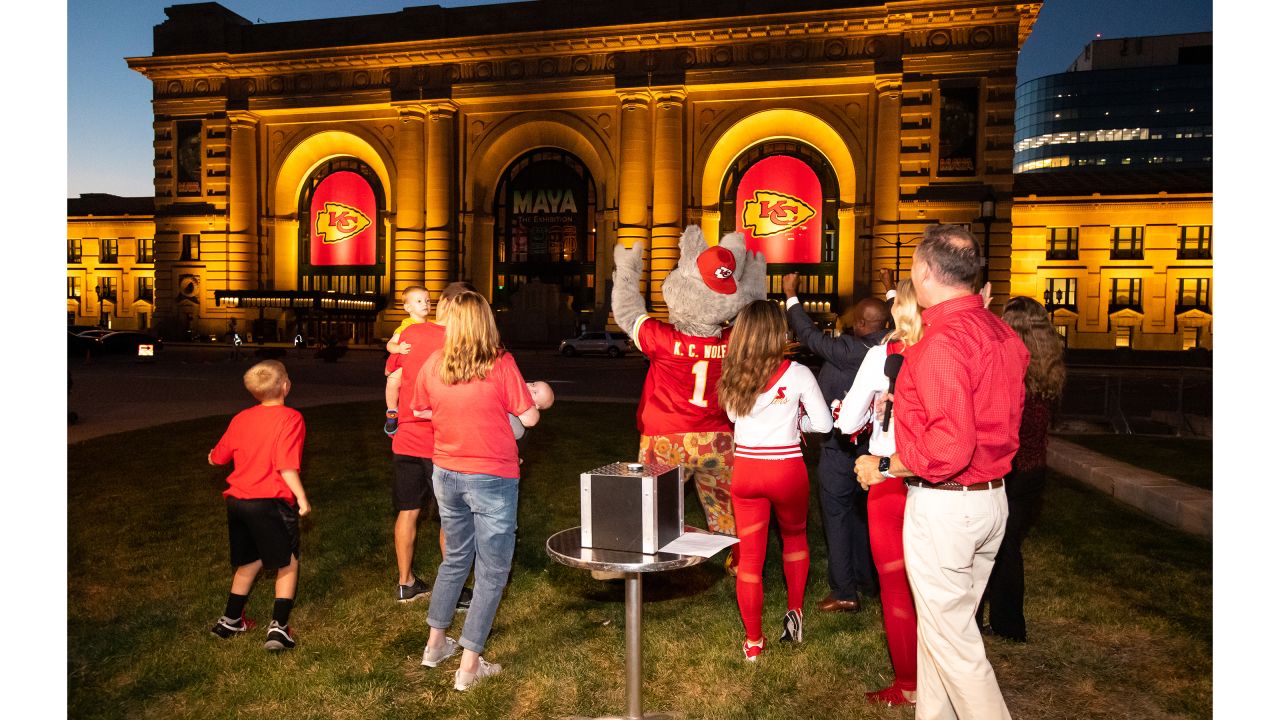 Member News: Red Friday and Home Opener Generate More Than 940000 for  Ronald McDonald House Charities of Kansas City