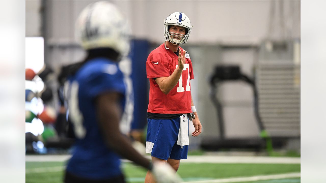 Colts quarterback Rivers retires after 17 seasons