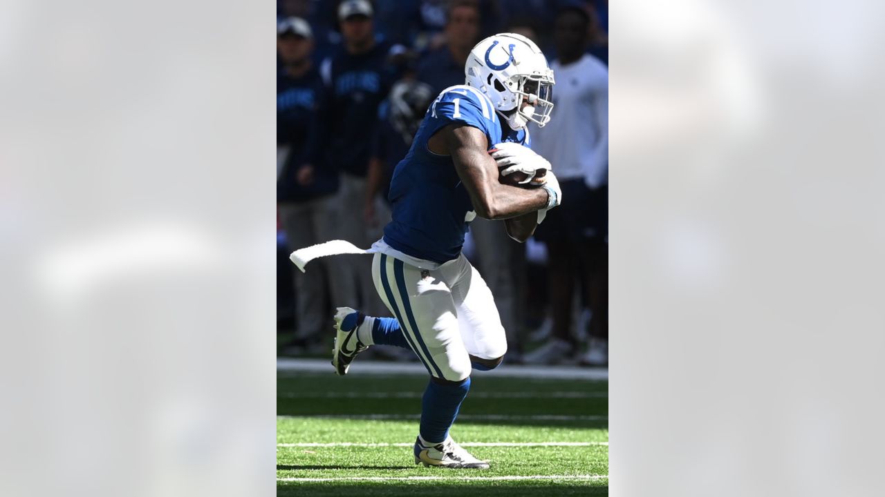 Colts Leonard continues to use perceived snubs as motivation - The San  Diego Union-Tribune