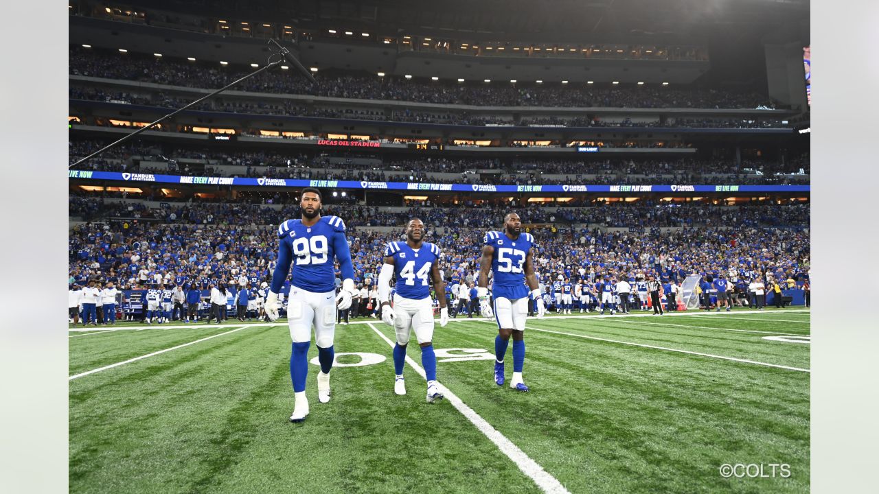 Colts' Darius Leonard accidentally gives fan his wedding ring - The  Washington Post