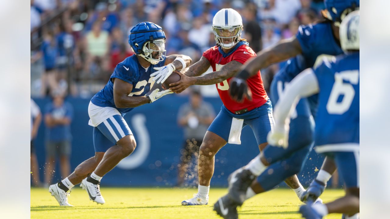 Indianapolis Colts cornerback Kenny Moore II (23) warms up before an NFL  football game against the Chicago Bears, Saturday, Aug. 19, 2023, in  Indianapolis. (AP Photo/Zach Bolinger Stock Photo - Alamy