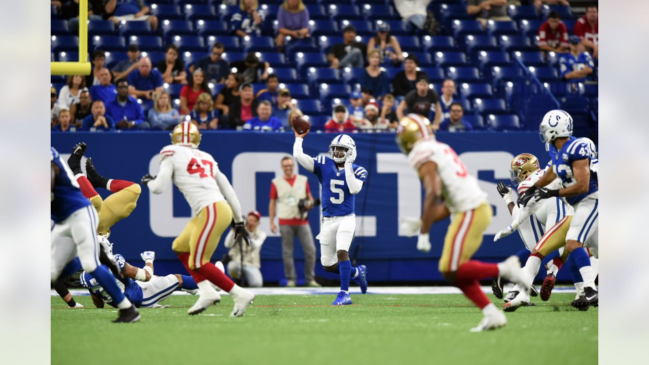 San Francisco 49ers cornerback D.J. Reed (40) warms up before an NFL  preseason football game against the Indianapolis Colts in Indianapolis,  Saturday, Aug. 25, 2018. (AP Photo/Michael Conroy Stock Photo - Alamy