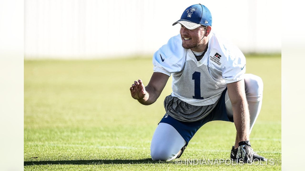 From Retired Punter to Old Man: Pat McAfee nails kicks for cancer