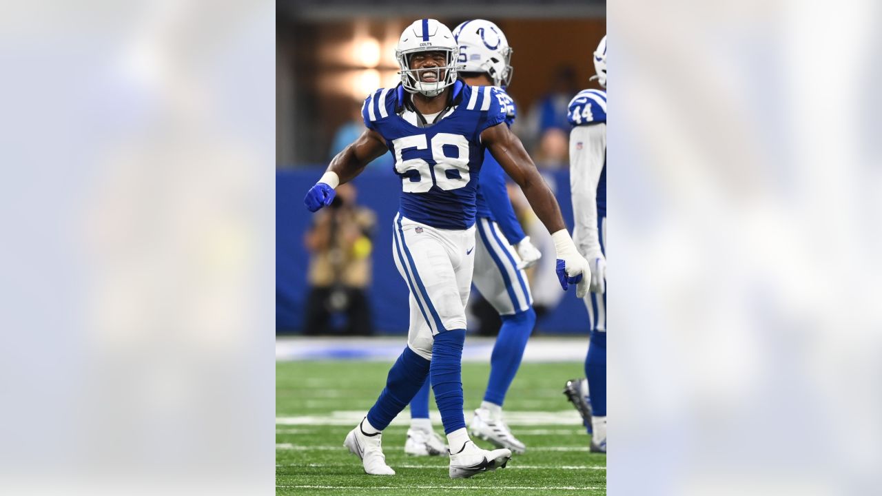 INDIANAPOLIS, IN - OCTOBER 30: Indianapolis Colts quarterback Sam Ehlinger  (4) warms up prior to an NFL game between the Washington Commanders and the  Indianapolis Colts on October 30, 2022 at Lucas