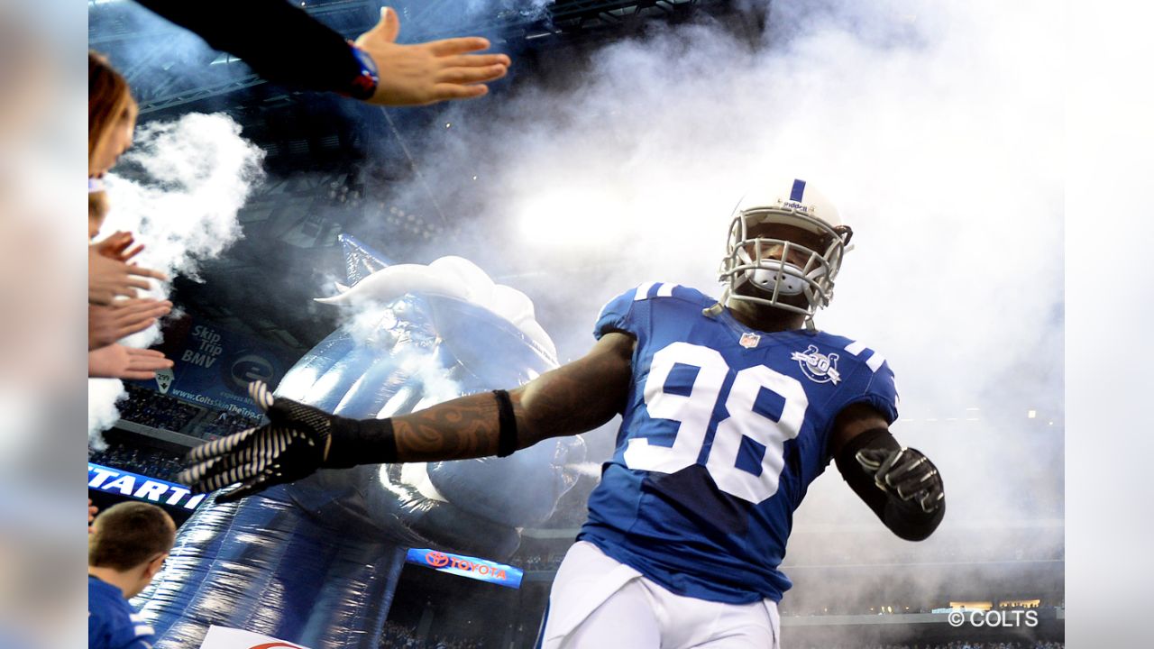 Colts' Legend Robert Mathis To Be Inducted Into Ring Of Honor Nov. 28