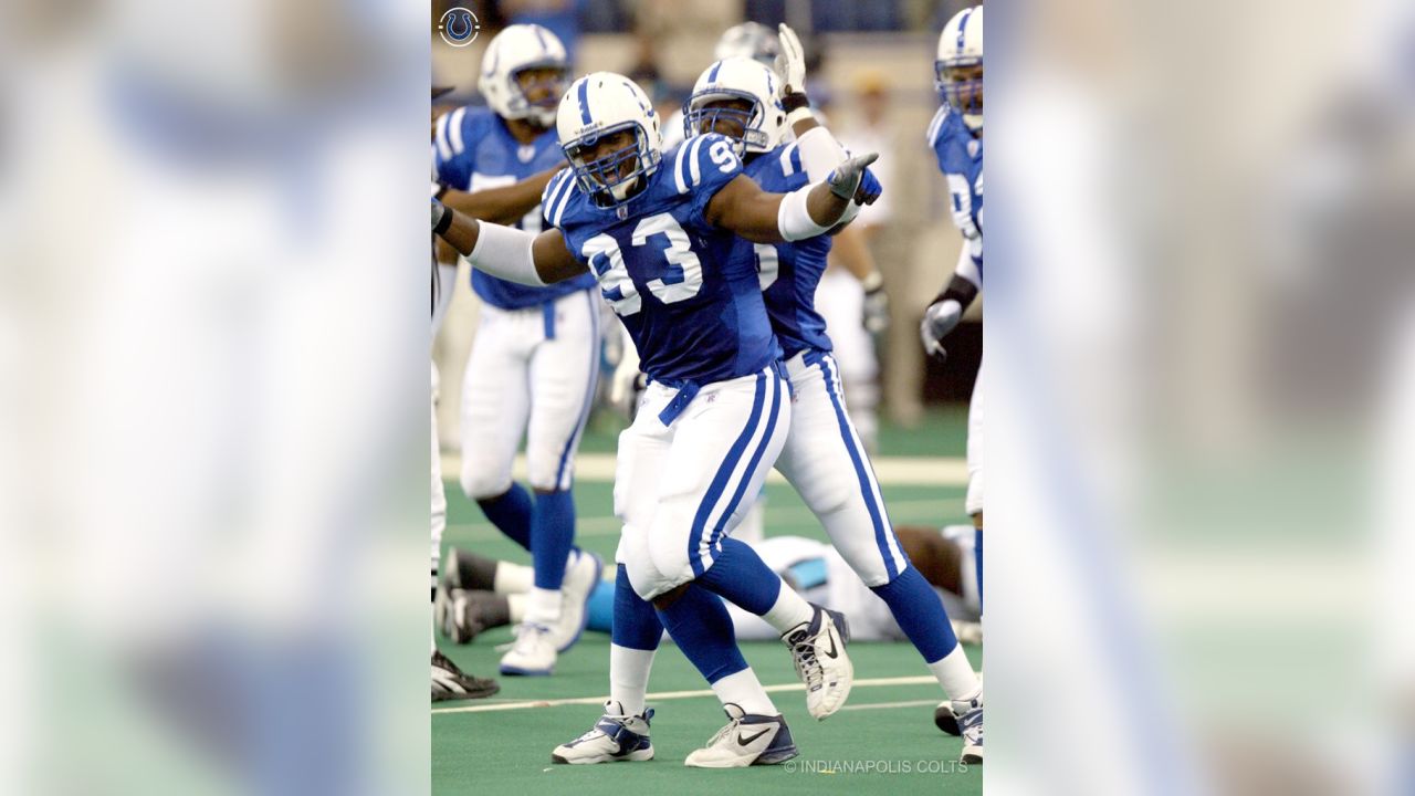 Longtime Colt Dwight Freeney Signs with the San Diego Chargers - Stampede  Blue