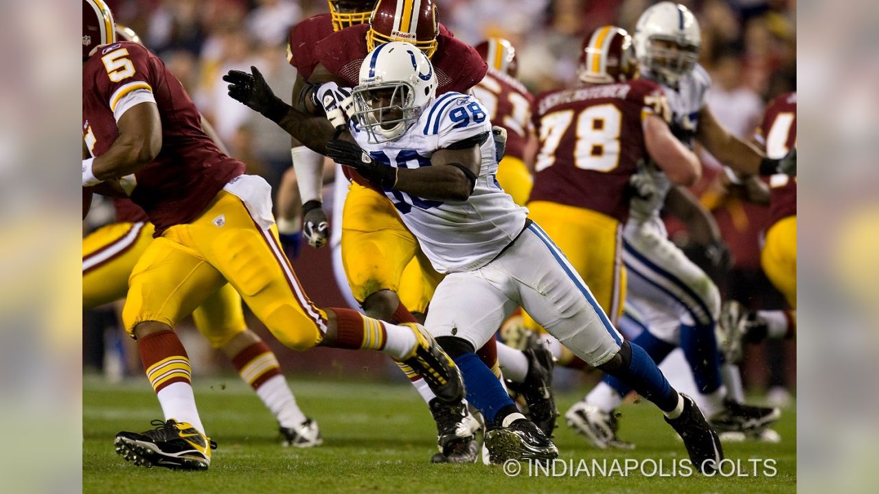 Former Colts great DE Robert Mathis to become 17th honoree into team's Ring  of Honor on Nov. 22