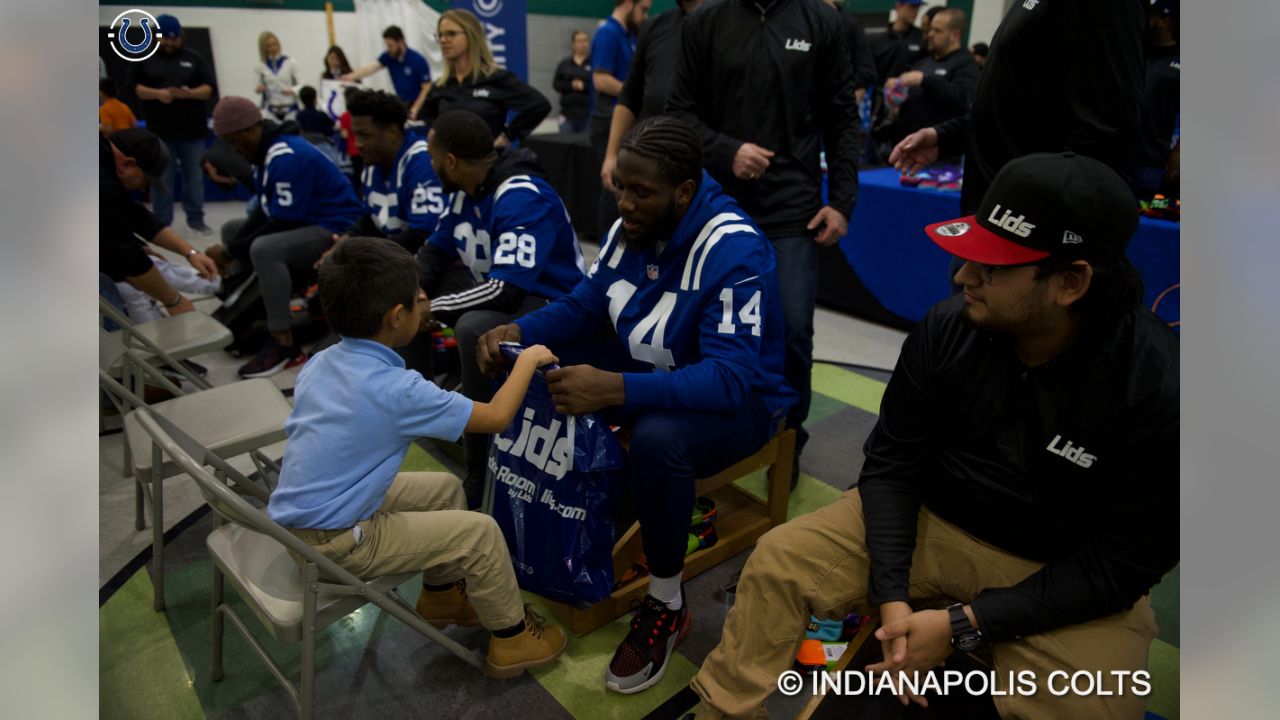 Indianapolis Colts at Lucas Oil Stadium by LIDS Hatwear Retail