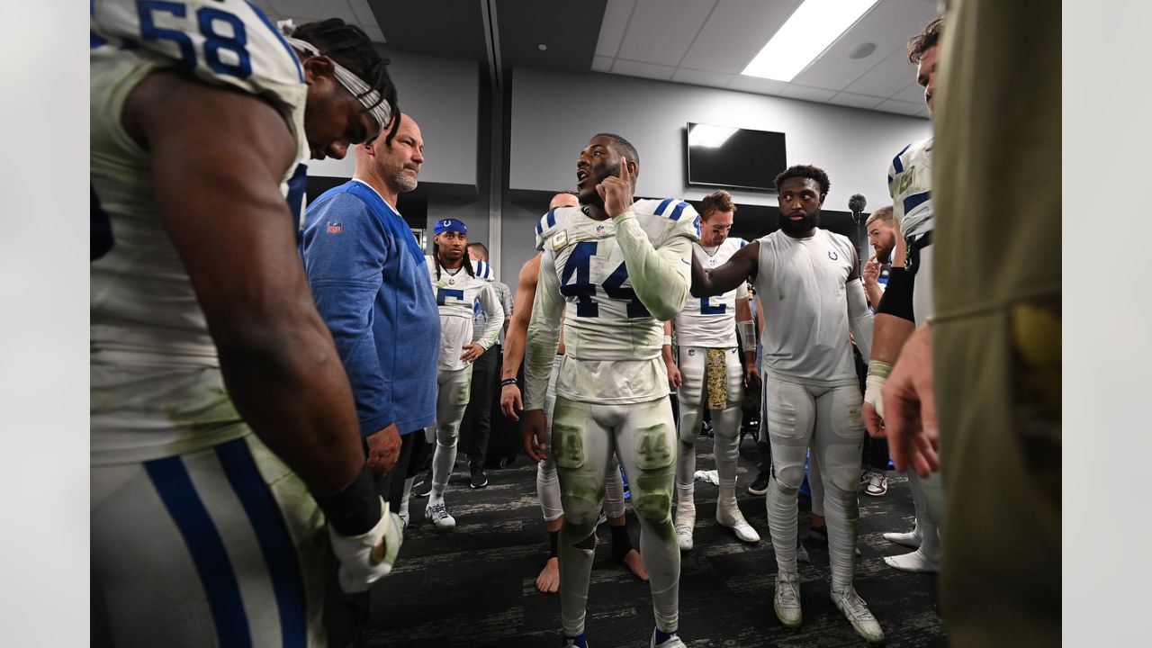 Colts beat Raiders, Week 10 final score: Jeff Saturday leads Indianapolis  to victory - Stampede Blue