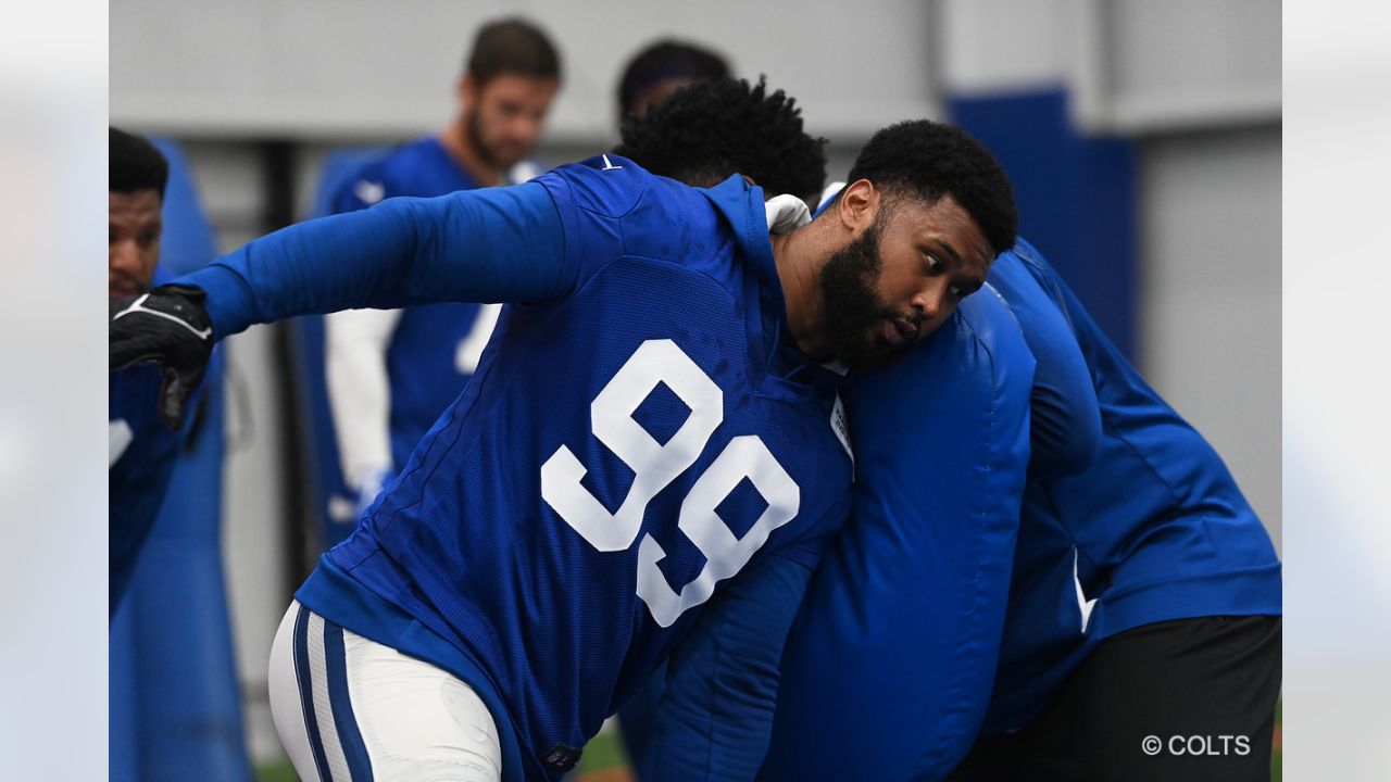 Colts' Parris Campbell gets carted off the field after suffering