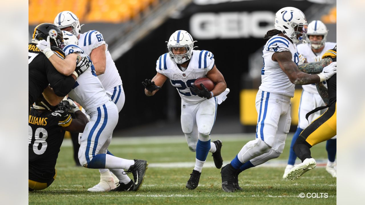 Colts fantasy footballrunning backs: Indy to go with committee approach  while Jonathan Taylor is sidelined - DraftKings Network