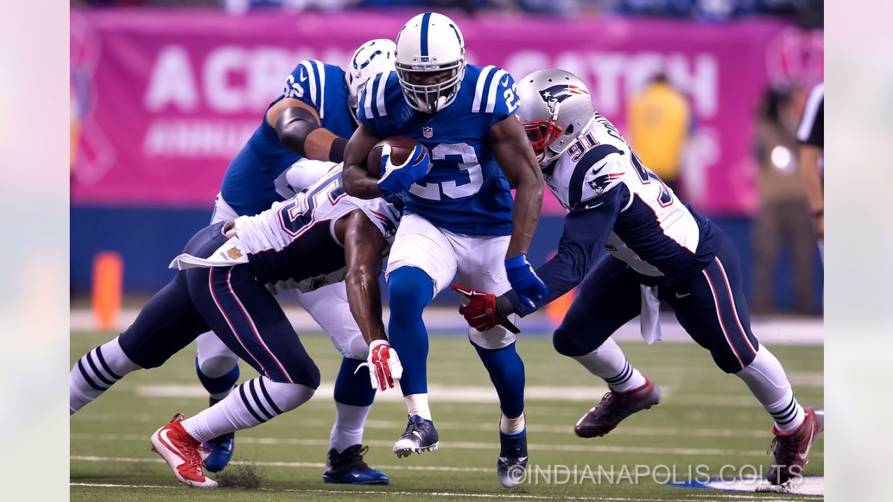 October 18, 2015: New England Patriots wide receiver Julian Edelman (11)  runs with the ball during NFL football game action between the New England  Patriots and the Indianapolis Colts at Lucas Oil