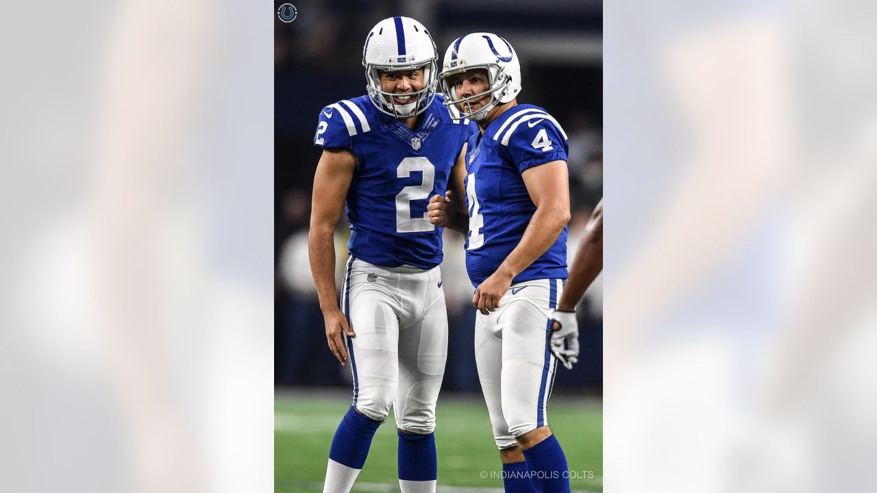 Colts re-sign 41-year-old Adam Vinatieri before free agency opens