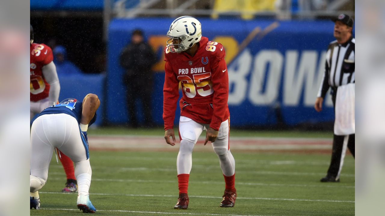 Andrew Luck, Eric Ebron team up in Pro Bowl skills wins