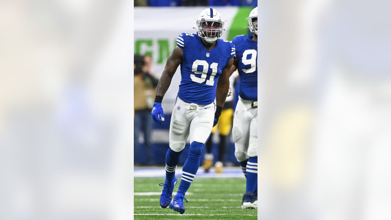 Indianapolis Colts tight end Jelani Woods (80) wears Salute to