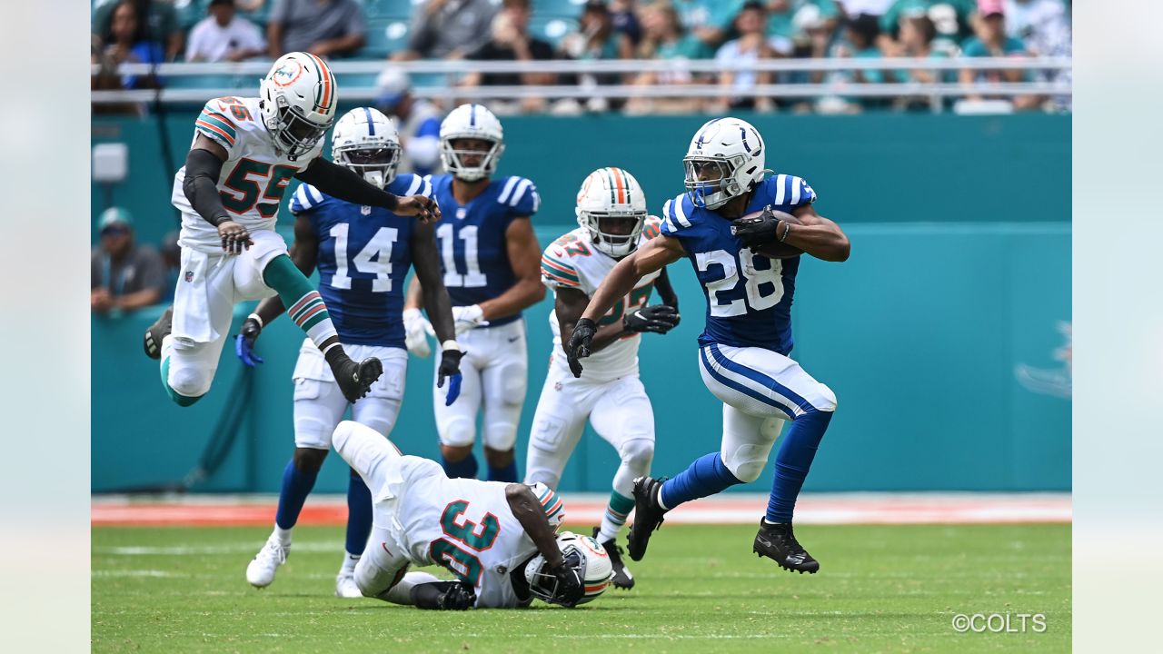 Colts RB Jonathan Taylor Remains the Leader in Total 2022 NFL Pro Bowl  Voting - Stampede Blue