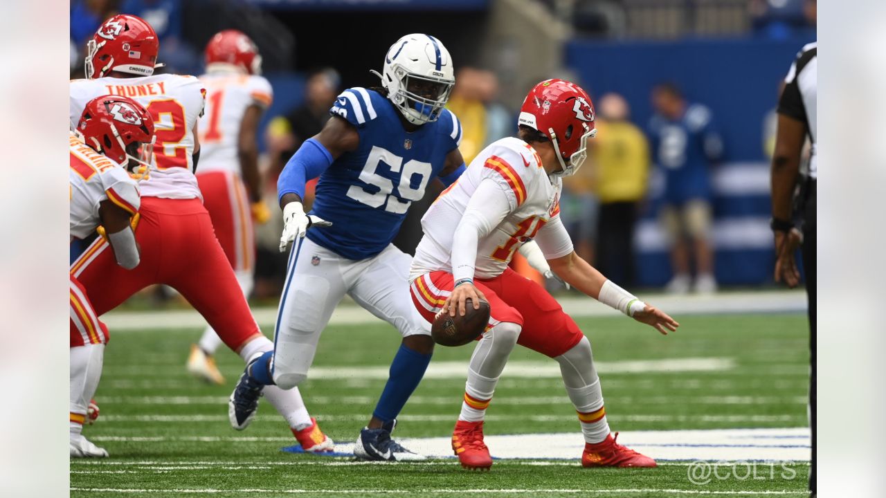 Indianapolis, Indiana, USA. 25th Sep, 2022. Kansas City Chiefs quarterback  Patrick Mahomes (15) passes the ball during NFL football game action  between the Kansas City Chiefs and the Indianapolis Colts at Lucas