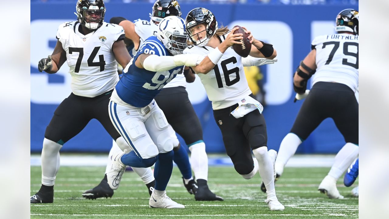 Tennessee Titans vs Indianapolis Colts referee, officials Week 7