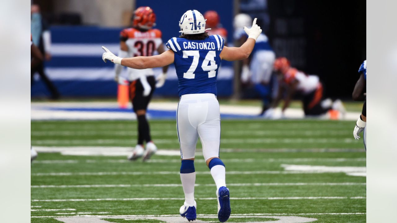 Colts win fifth straight, blank Bengals