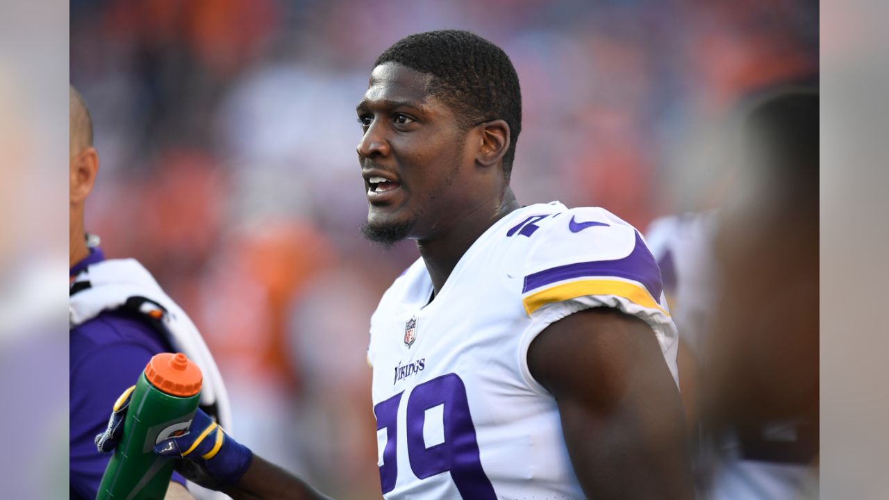 Reunion with Vikings next for Xavier Rhodes; it's still target practice  against Colts' pass D HD wallpaper