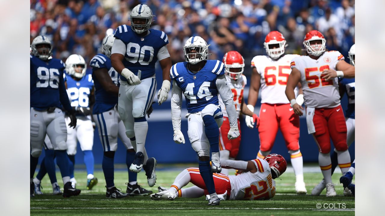 August 24, 2019: Indianapolis Colts linebacker Ben Banogu (52) and Chicago  Bears offensive lineman T.J. Clemmings (79) battle at the line of scrimmage  during NFL football preseason game action between the Chicago