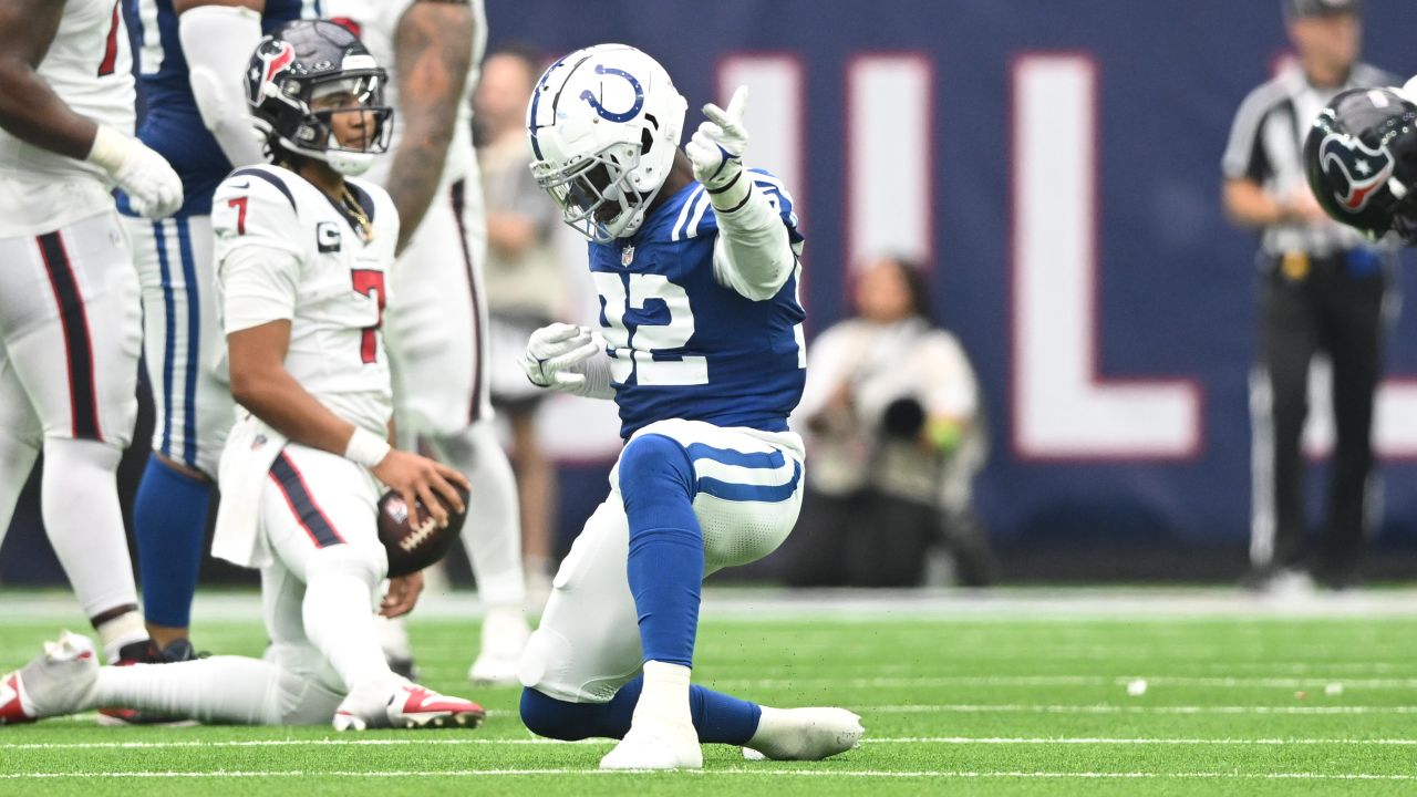 Minshew steadies Colts to 31-20 win over Texans