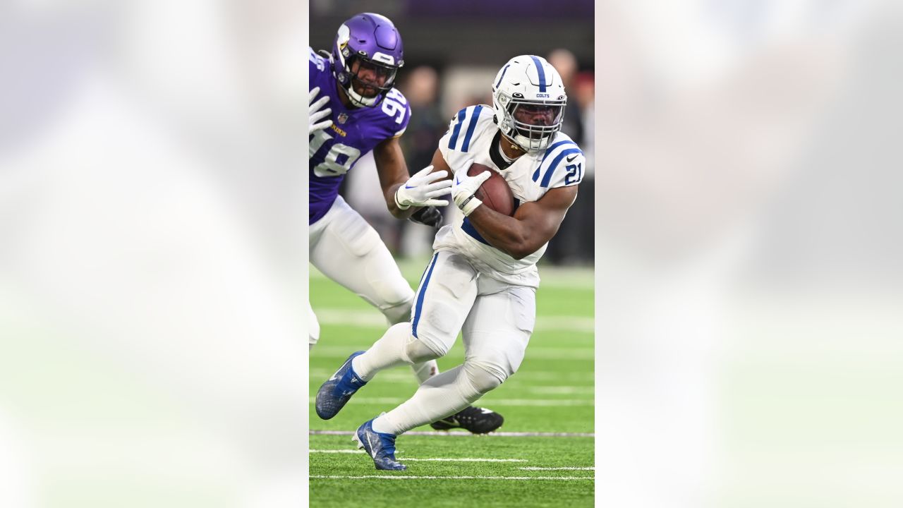 Vikings Forge Record Comeback Against Colts After Brutal First-Half Display