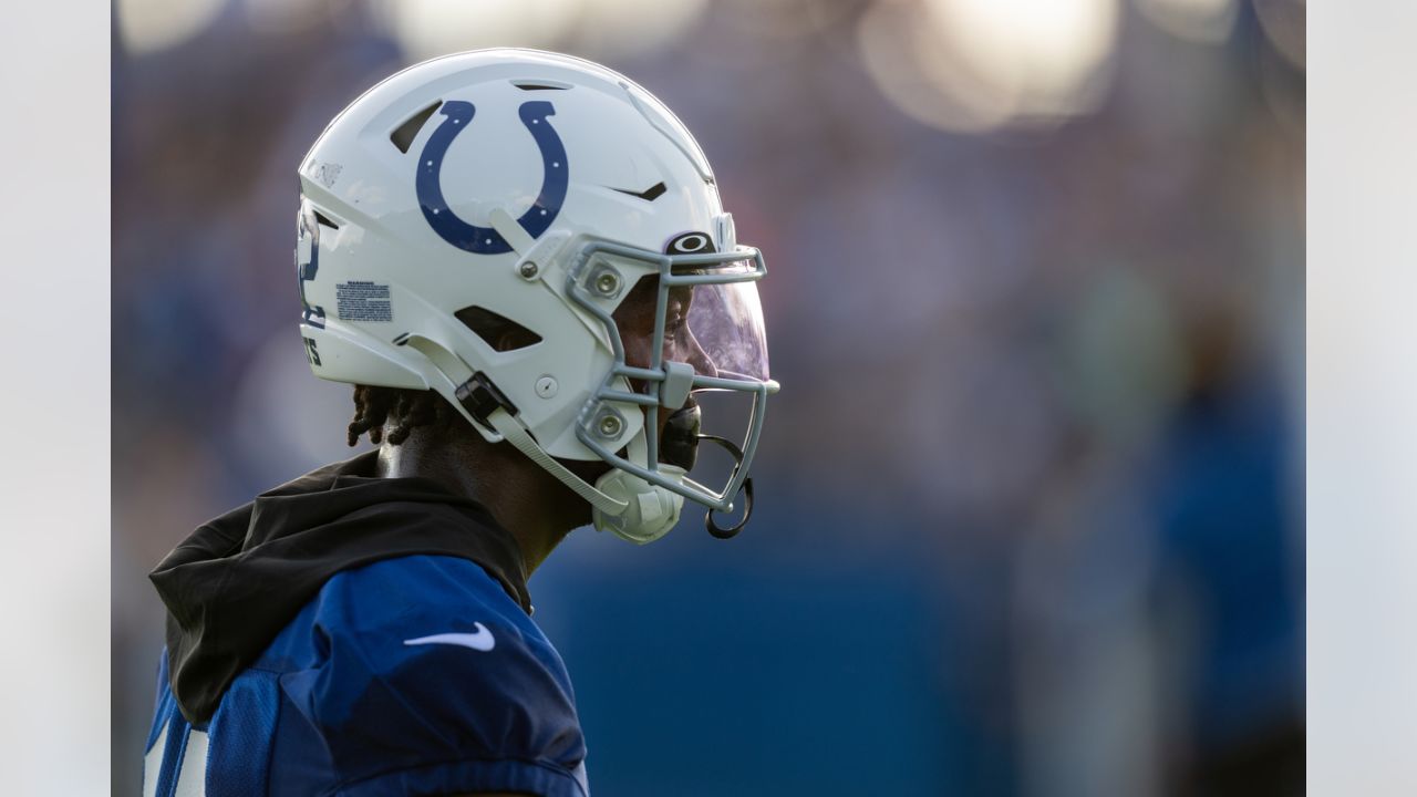 Indianapolis Colts cornerback Kenny Moore II (23) warms up before an NFL  football game against the Chicago Bears, Saturday, Aug. 19, 2023, in  Indianapolis. (AP Photo/Zach Bolinger Stock Photo - Alamy