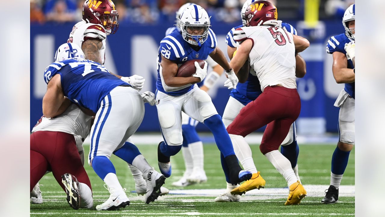 WATCH: Colts' Sam Ehlinger takes off for 45-yard TD scramble