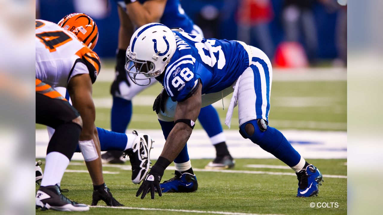 Robert Mathis, NFL sack champion, is flourishing on his own in