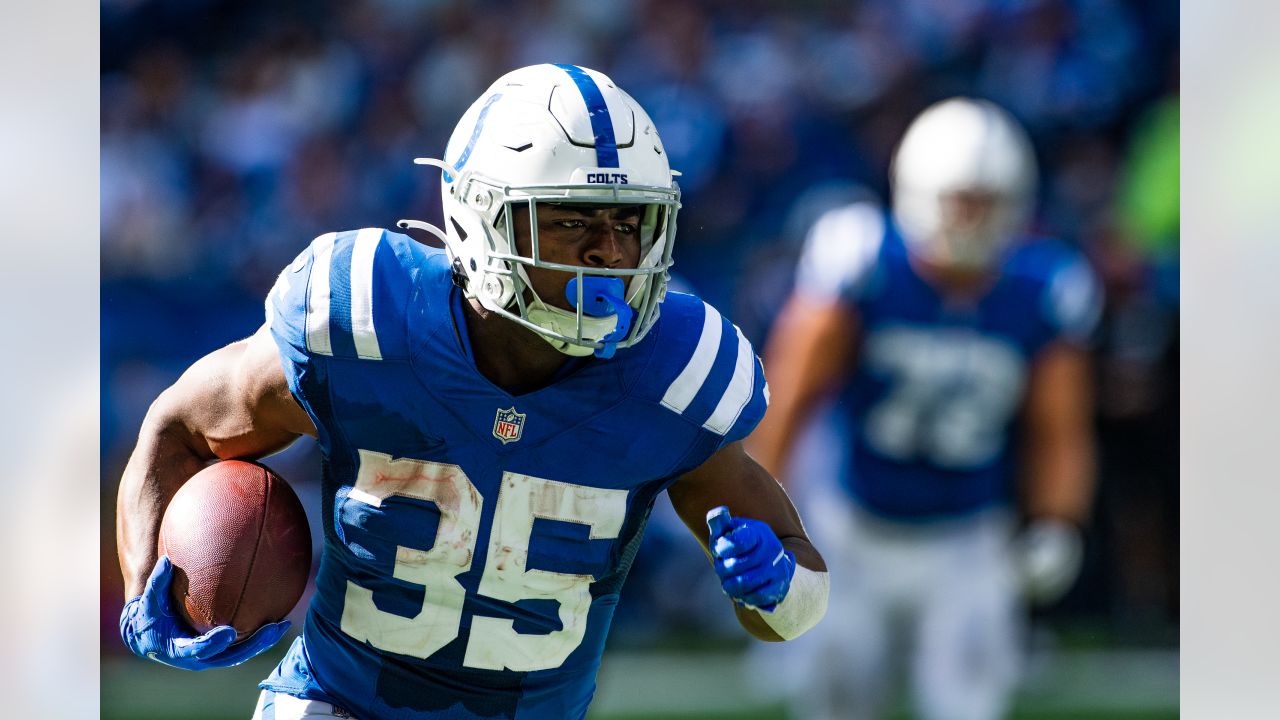 Zack Moss-Deon Jackson: Which Colts Running Back Has More Value?