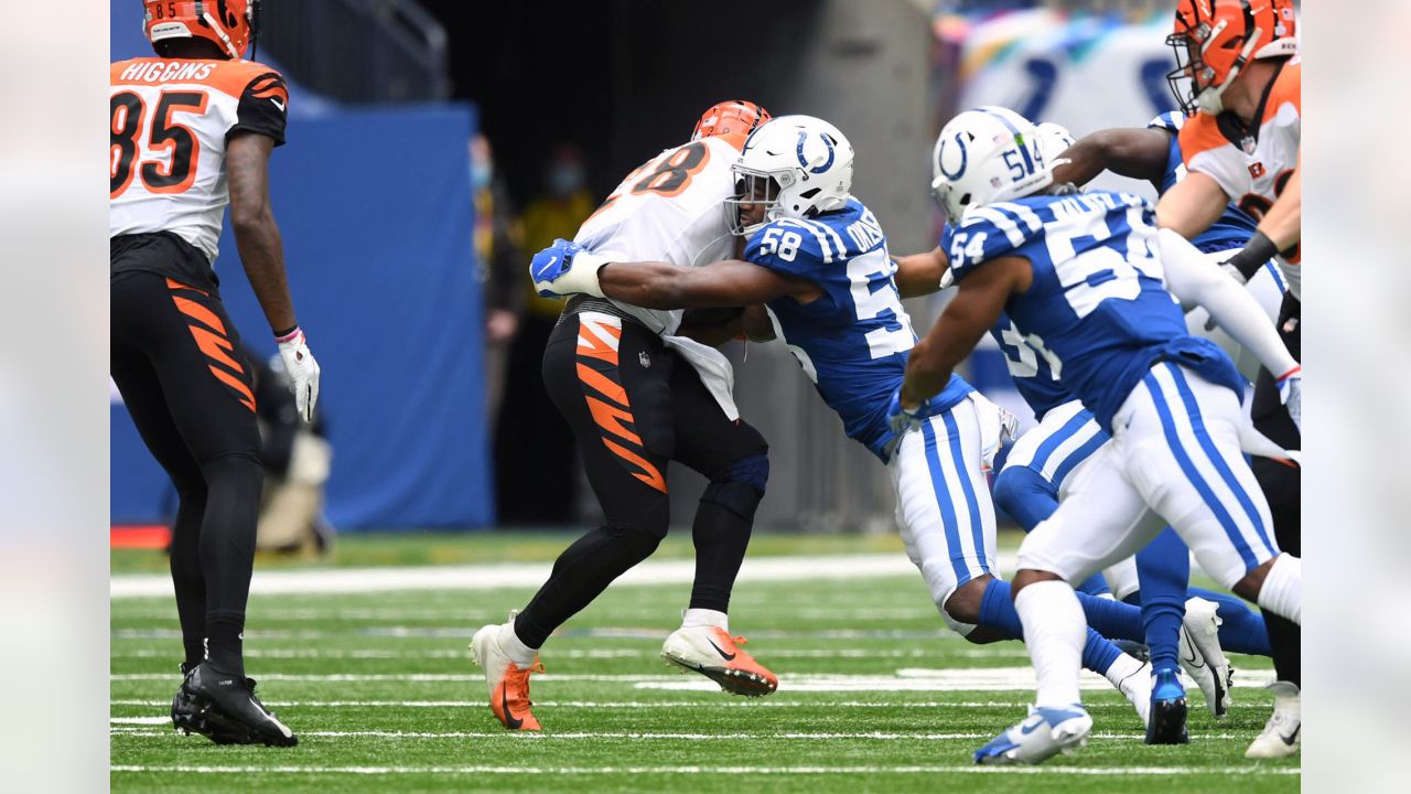 PHOTOS: Colts come back from 21-0 deficit, beat the Bengals