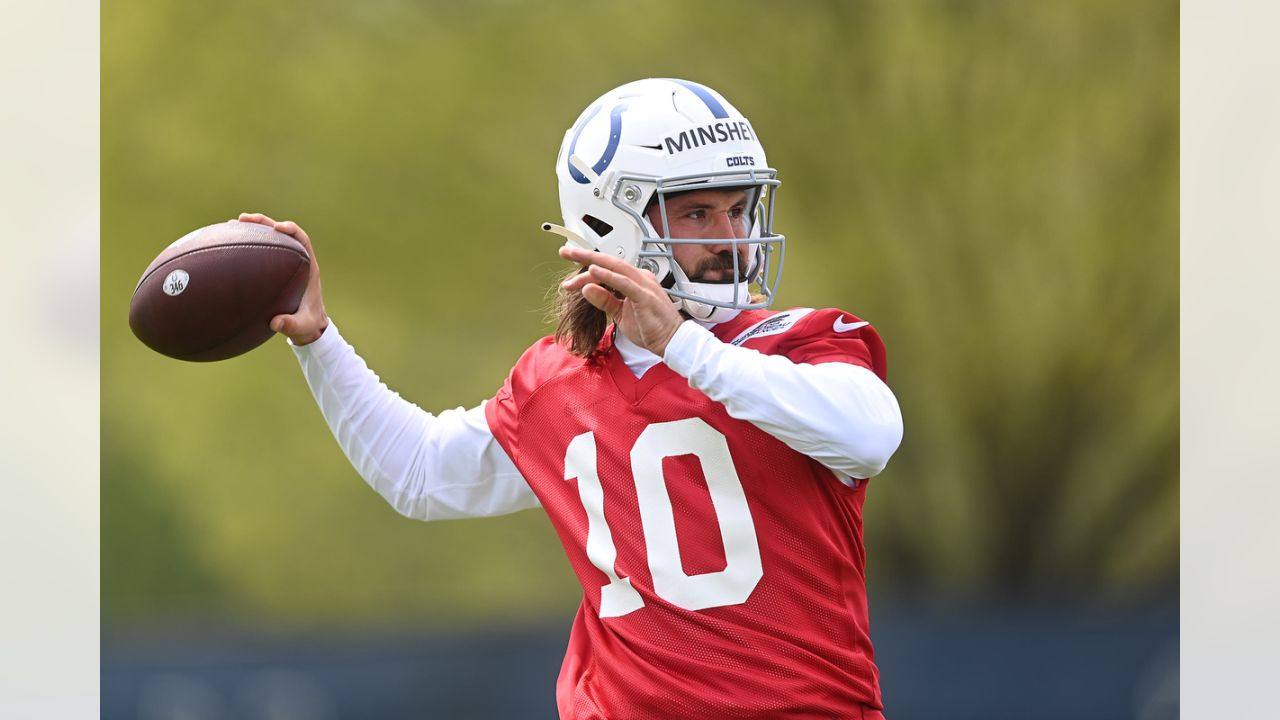 10 QB Gardner Minshew