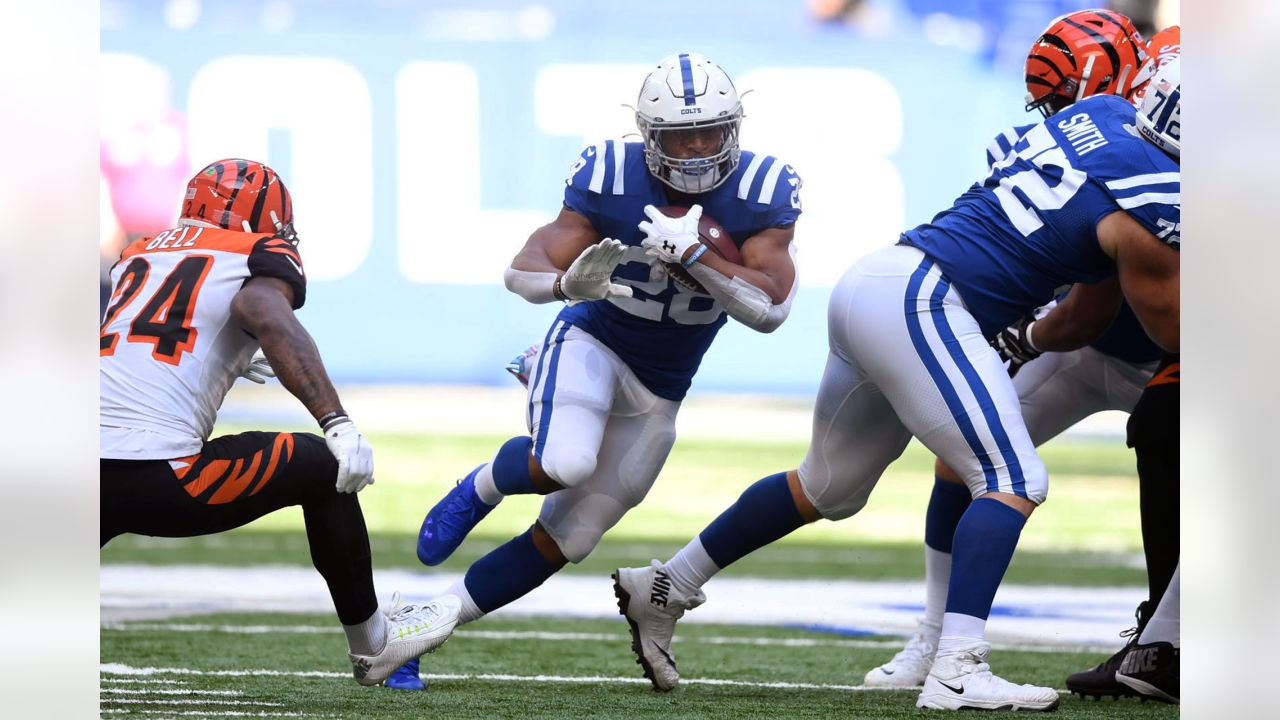 Colts pull away from Bengals for 26-10 victory, Sports, Citrus County  Chronicle