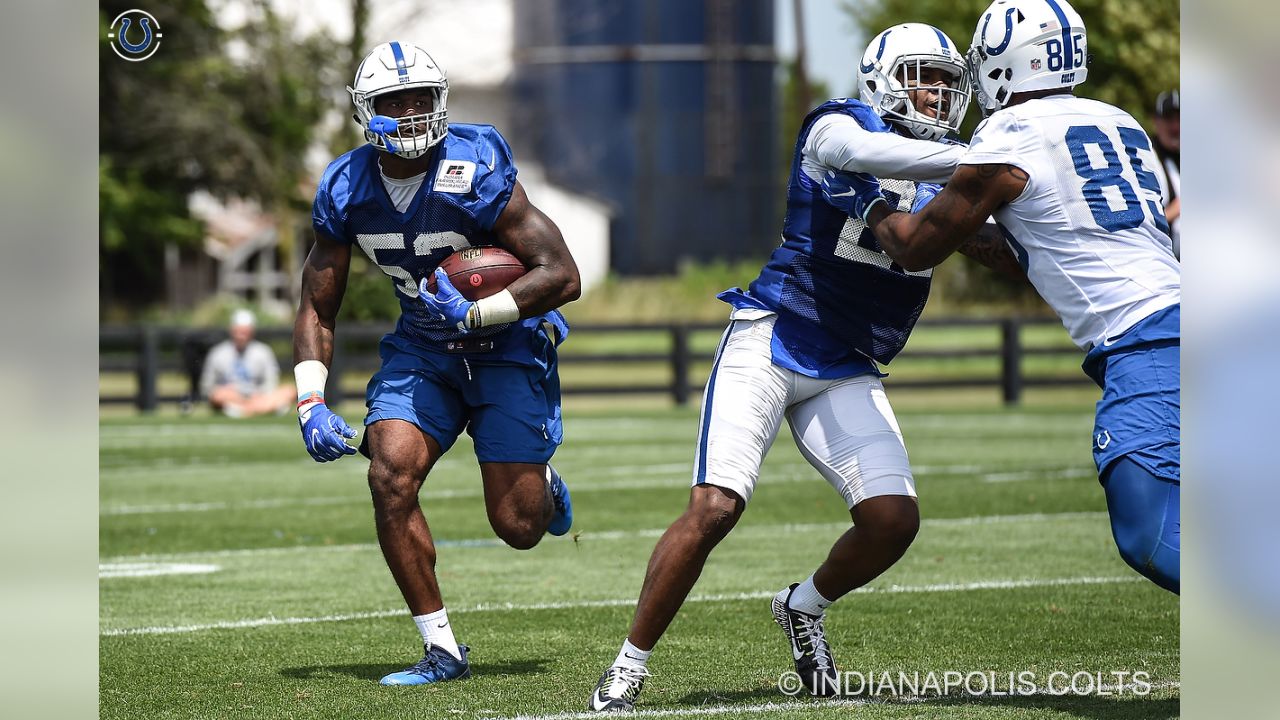 Colts LB Darius Leonard not satisfied with historic rookie NFL season.