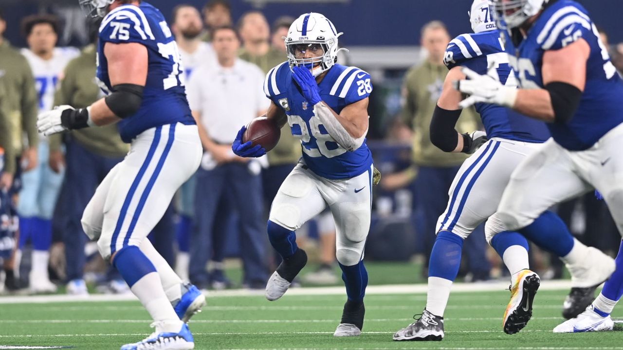 Indianapolis Colts routed 54-19 by Dallas Cowboys in prime time