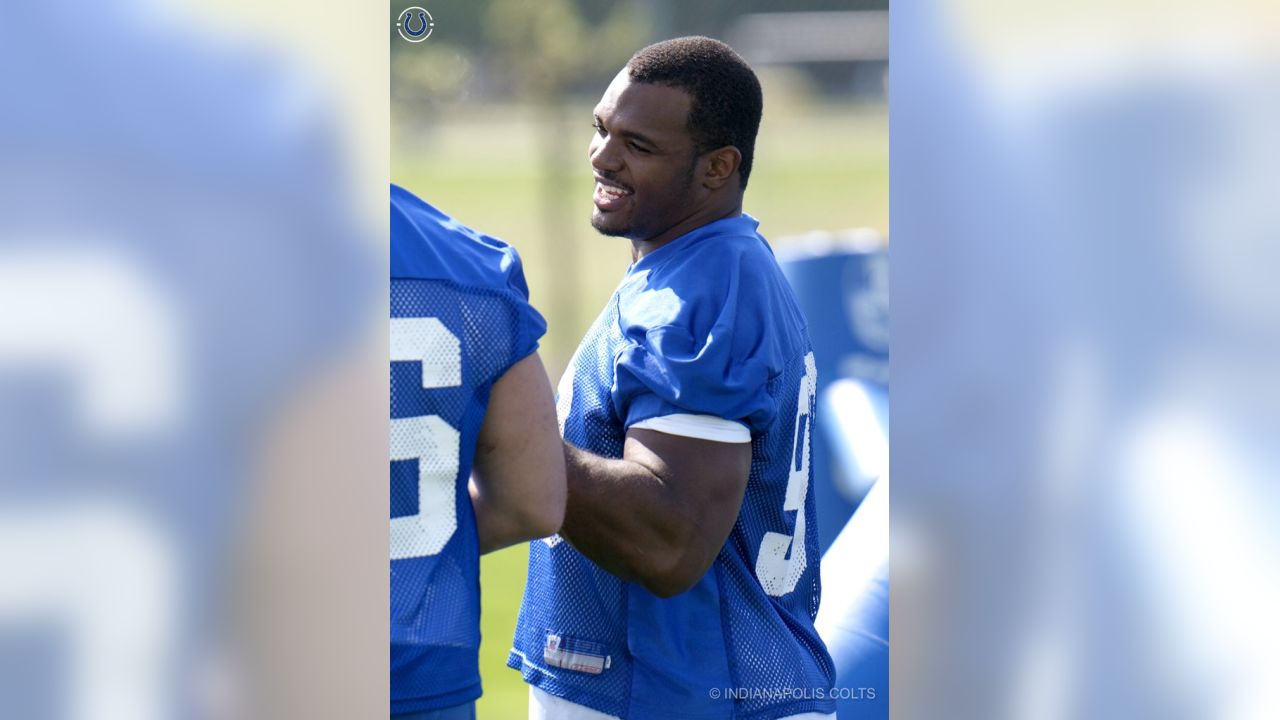 Indianapolis Colts sweat on fitness of Dwight Freeney and Reggie