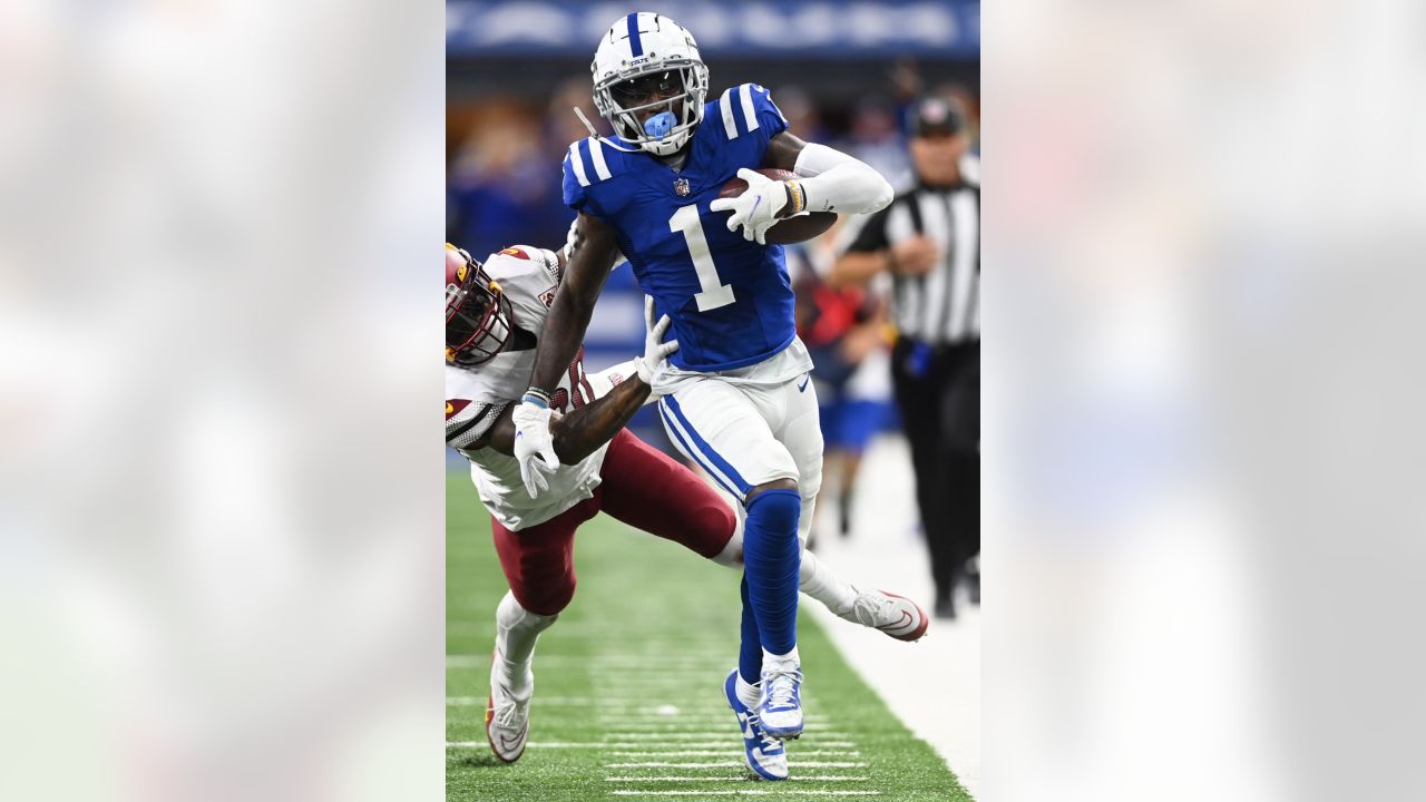 Indianapolis Colts cornerback Stephon Gilmore (5) drops into coverage  during an NFL football game against the Washington Commanders, Sunday, Oct.  30, 2022, in Indianapolis. (AP Photo/Zach Bolinger Stock Photo - Alamy