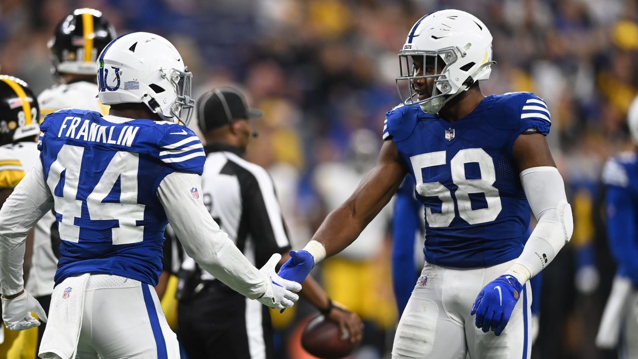 Indianapolis Colts tight end Jelani Woods (80) wears Salute to